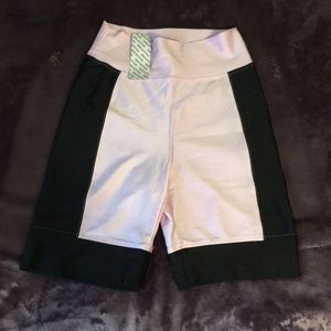 URBAN OUTFITTERS  biker shorts✨never worn TAGS ON✨